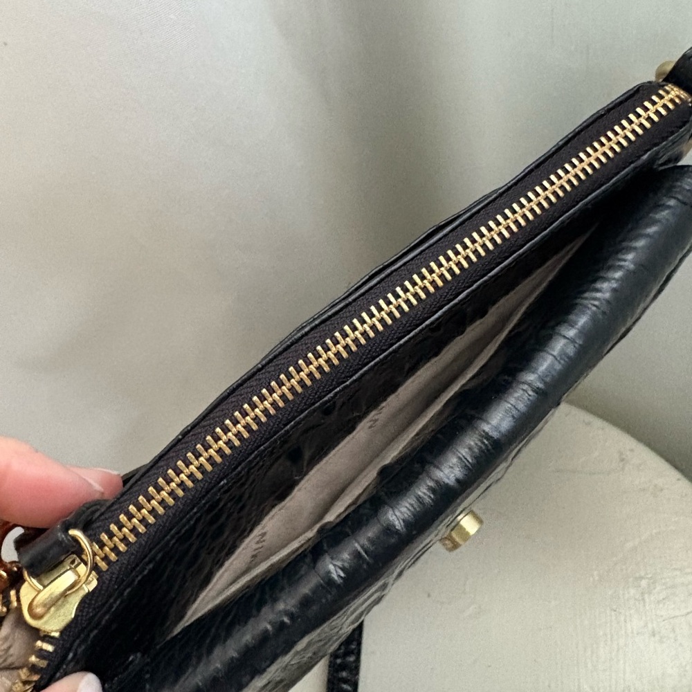 RARE Brahmin Black Croc-Embossed Crossbody Bag - Picture 8 of 12